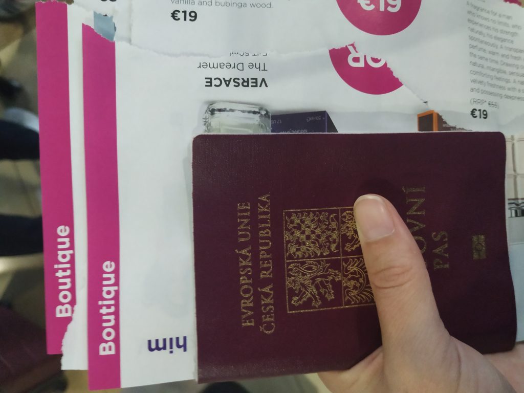 mokrý cestovní pas